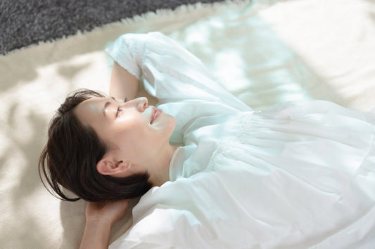 夏の睡眠が乱れる原因とは？快適な眠りをサポートする生活習慣と寝具ケア